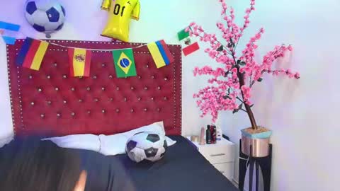 Jaden and Sofia  online show from 06/25/26, 03:06
