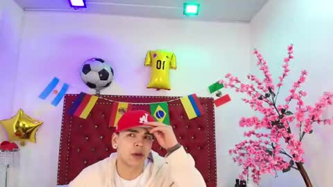 Jaden and Sofia  online show from 06/26/26, 03:00