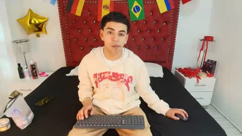 Jaden and Sofia  online show from 07/09/26, 02:59