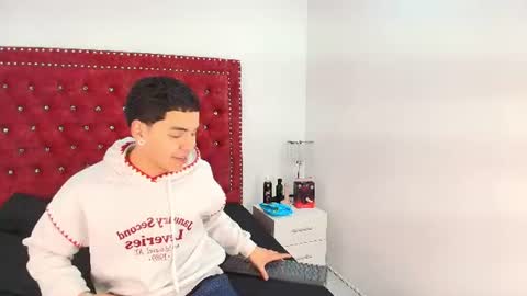 Jaden and Sofia  online show from 08/06/26, 02:57