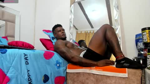 Snapshot of jadenf1 chatting on 09/29/25, 03:00 Jaden online show from 09/29/25, 03:00