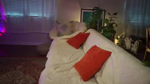 Snapshot of jadeperez_ chatting on 02/22/25, 01:11 Jade online show from 02/22/25, 01:11