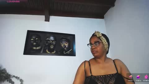 Snapshot of jadestone69 chatting on 09/15/25, 01:05 jadeStone69 online show from 09/15/25, 01:05