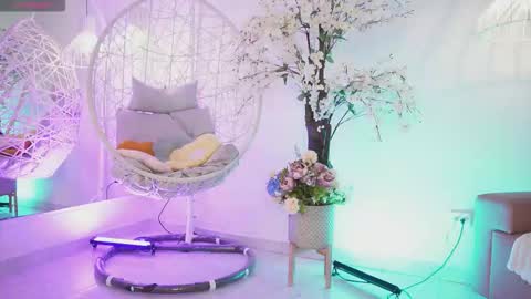 Snapshot of jadesummerr chatting on 09/15/25, 11:32 Jade Summer online show from 09/15/25, 11:32