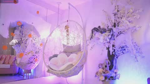 Snapshot of jadesummerr chatting on 10/08/25, 11:30 Jade Summer online show from 10/08/25, 11:30