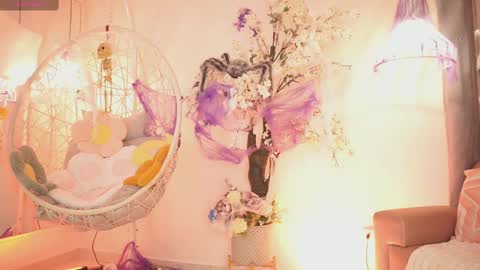 Snapshot of jadesummerr chatting on 10/11/25, 11:31 Jade Summer online show from 10/11/25, 11:31