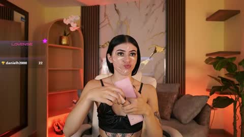 Jade Summer online show from 06/04/26, 11:38