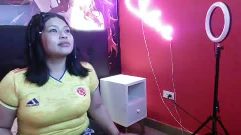 Snapshot of jadeviolet_ chatting on 06/11/26, 11:25 Jadeviolet online show from 06/11/26, 11:25