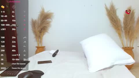 jadiya   Hot online show from 12/24/24, 10:55