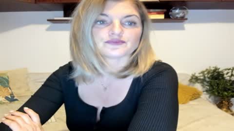 elena online show from 12/17/24, 02:44