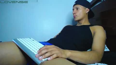 jahn_ashford1 online show from 12/14/24, 05:40