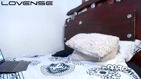 jahn_ashford1 online show from 02/06/25, 01:49