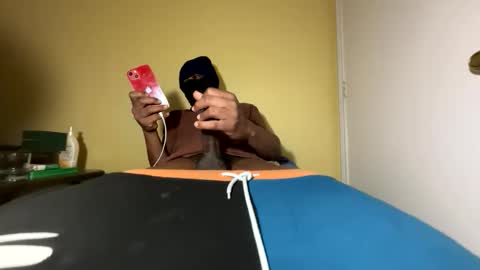 Snapshot of jahnndoeee chatting on 03/25/26, 01:11 jahnndoeee online show from 03/25/26, 01:11