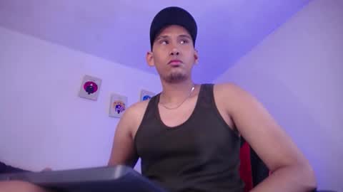 JAISON HALLS online show from 10/13/25, 08:14