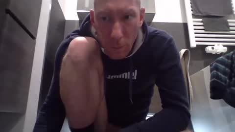 jak_81 online show from 02/06/25, 04:25