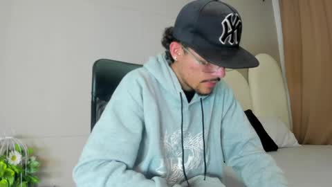 Snapshot of jake_miller__ chatting on 05/05/26, 07:22 Jake online show from 05/05/26, 07:22