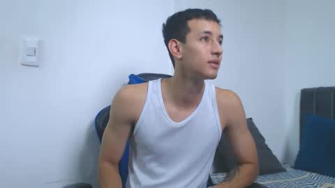 Hi guys im new 3 online show from 12/16/25, 02:11