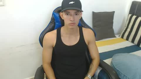 Hi guys im new 3 online show from 06/11/26, 04:16