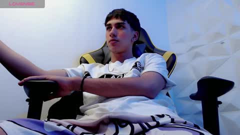 Snapshot of jake_tripp chatting on 12/14/24, 08:34 jake_tripp online show from 12/14/24, 08:34