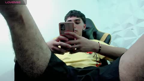 Snapshot of jake_tripp chatting on 12/21/24, 04:52 jake_tripp online show from 12/21/24, 04:52
