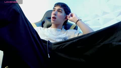 Snapshot of jake_tripp chatting on 12/29/24, 03:44 jake_tripp online show from 12/29/24, 03:44