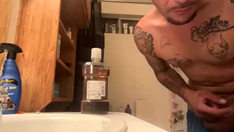 Snapshot of jakedasnakee818 chatting on 09/18/25, 12:18 jakedasnakee818 online show from 09/18/25, 12:18