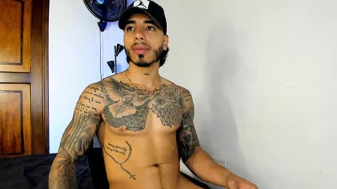 Snapshot of jakee_brown chatting on 01/28/25, 05:00 Santiago online show from 01/28/25, 05:00