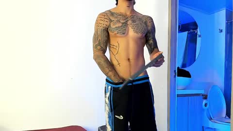 Snapshot of jakee_brown chatting on 02/08/25, 07:15 Santiago online show from 02/08/25, 07:15