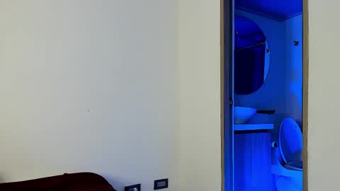 Snapshot of jakee_brown chatting on 02/13/25, 06:52 Santiago online show from 02/13/25, 06:52