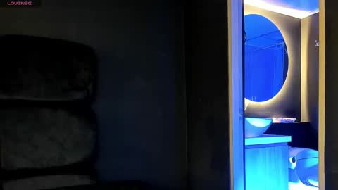 Snapshot of jakee_brown chatting on 03/07/25, 02:34 Santiago online show from 03/07/25, 02:34