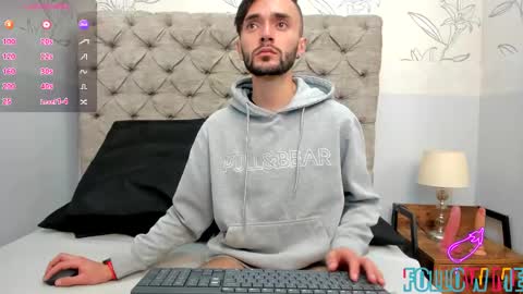 jakemagnus_ online show from 12/31/24, 01:08