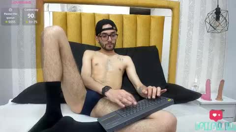 jakemagnus_ online show from 01/14/25, 06:38