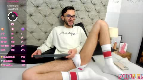 jakemagnus_ online show from 01/19/25, 06:31
