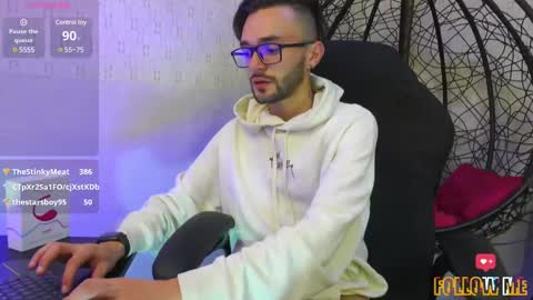 jakemagnus_ online show from 02/12/25, 08:06