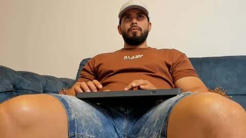 Snapshot of jakeskye chatting on 12/18/24, 02:10 JakeSkye online show from 12/18/24, 02:10