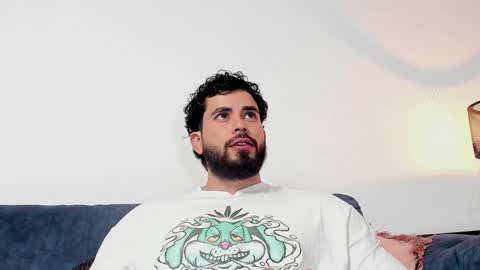 Snapshot of jakeskye chatting on 01/09/25, 02:11 JakeSkye online show from 01/09/25, 02:11