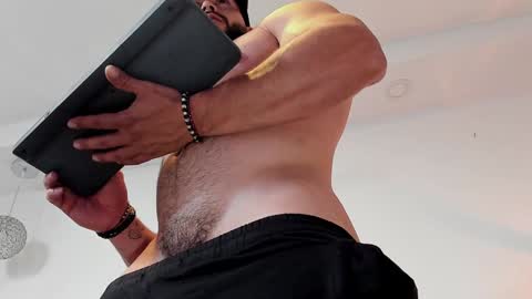 Snapshot of jakeskye chatting on 01/12/25, 06:06 JakeSkye online show from 01/12/25, 06:06