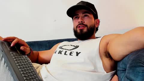 Snapshot of jakeskye chatting on 01/16/25, 05:32 JakeSkye online show from 01/16/25, 05:32