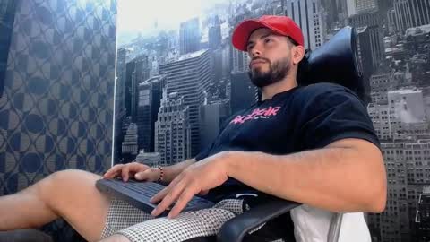 Snapshot of jakeskye chatting on 10/04/25, 01:42 JakeSkye online show from 10/04/25, 01:42