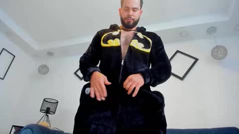 Snapshot of jakeskye chatting on 10/31/25, 01:34 JakeSkye online show from 10/31/25, 01:34