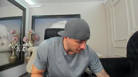 Snapshot of jakestone_1 chatting on 10/17/25, 02:04 jakestone_1 online show from 10/17/25, 02:04