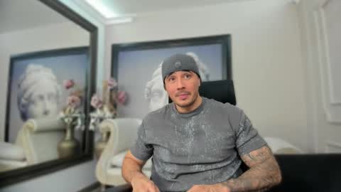 Snapshot of jakestone_1 chatting on 10/23/25, 01:38 jakestone_1 online show from 10/23/25, 01:38