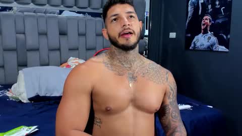 my name is sebas If you come here dont hesitate to say hello Im a guy who really likes having conversations and having hot online show from 01/08/26, 01:57