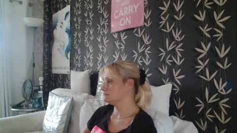 JAKKI LOUISE pornstar online show from 09/08/25, 04:50