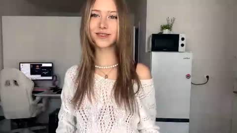 Zoe online show from 08/07/26, 11:12