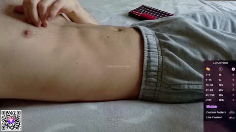 jalmecakkoo online show from 10/28/25, 08:18