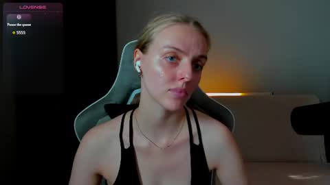 Sofia online show from 06/12/26, 07:07
