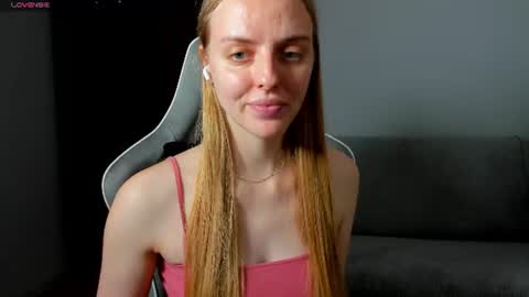Sofia online show from 07/27/26, 10:22