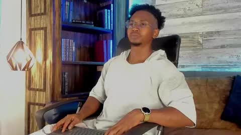   online show from 11/04/25, 03:38