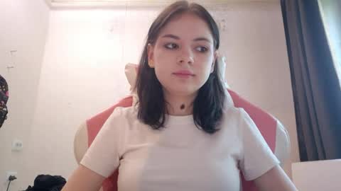 Snapshot of jamawoosley chatting on 06/01/26, 05:09 Mila online show from 06/01/26, 05:09